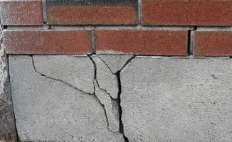 Concrete foundation with serious structural damage in Pembroke Pines, FL